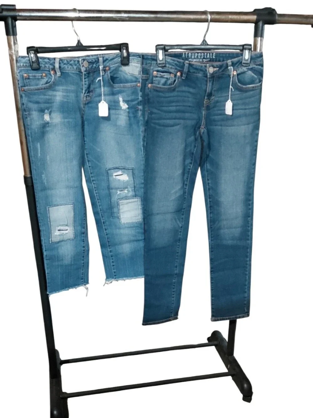 Women's Aeropostale Duo Bundle Size 4, Details Shown Below.